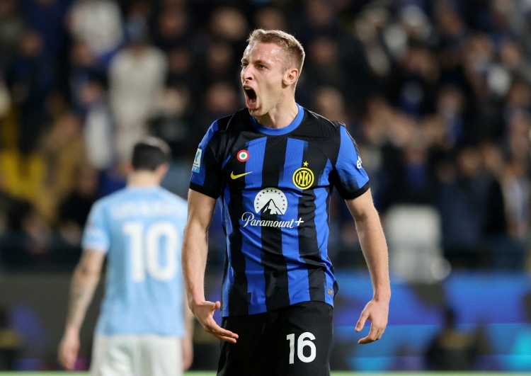 好久不见！易建联现身深圳 出席旗下薪火阵营活动