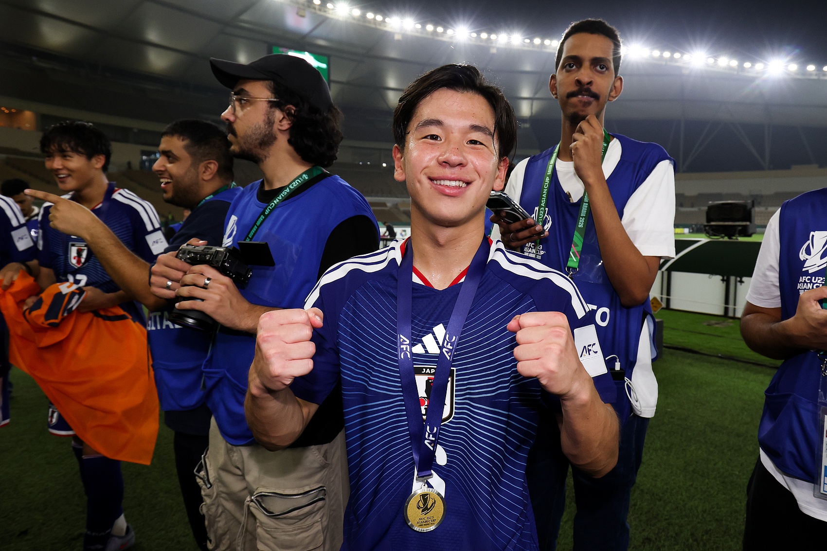 蒙哥马利：没能赢申花令人失望，我们开局遭遇困难但为球员骄傲