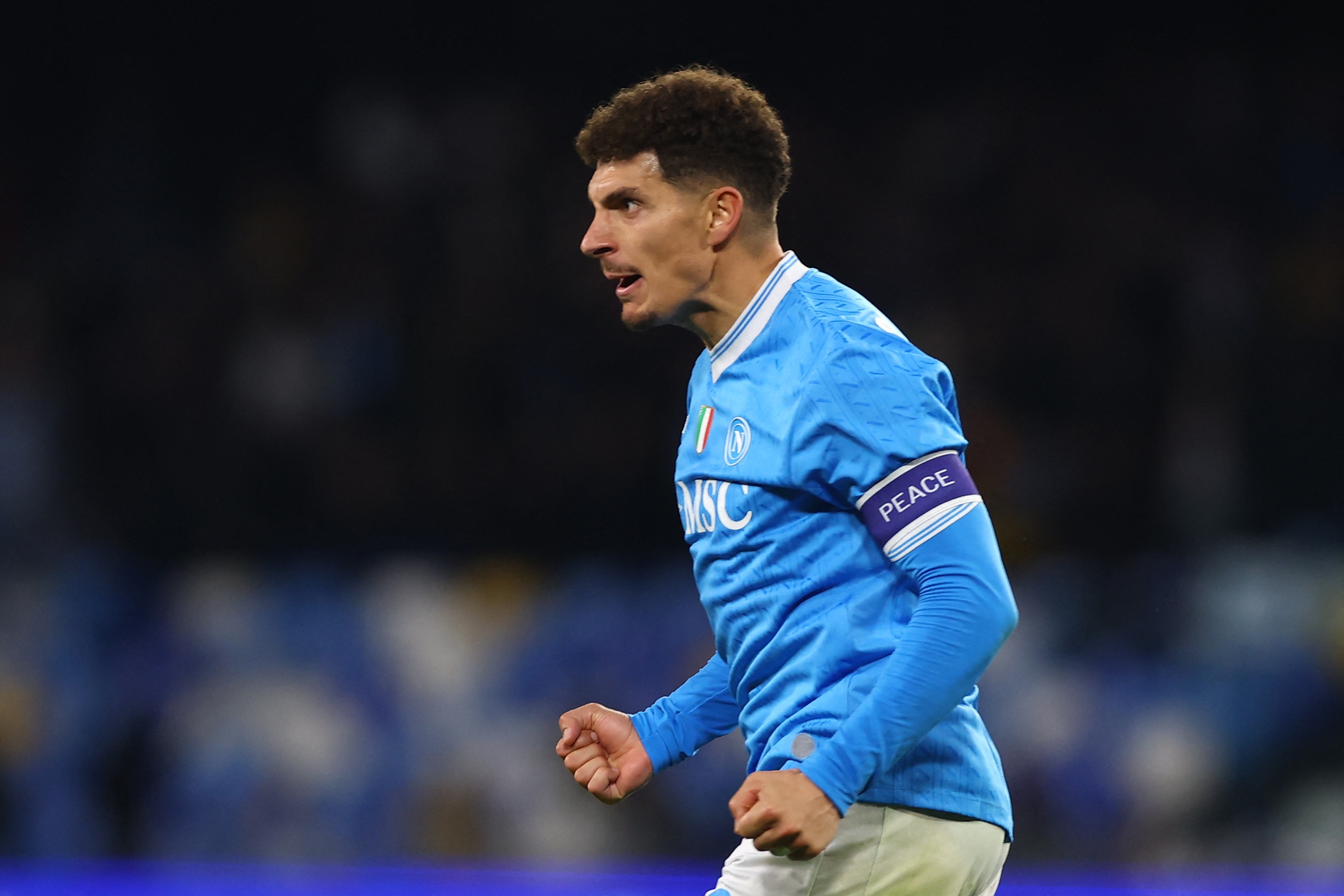 模板阿联？2米07&15岁小球员展现惊人协调性单挑攻防碾压野球网红