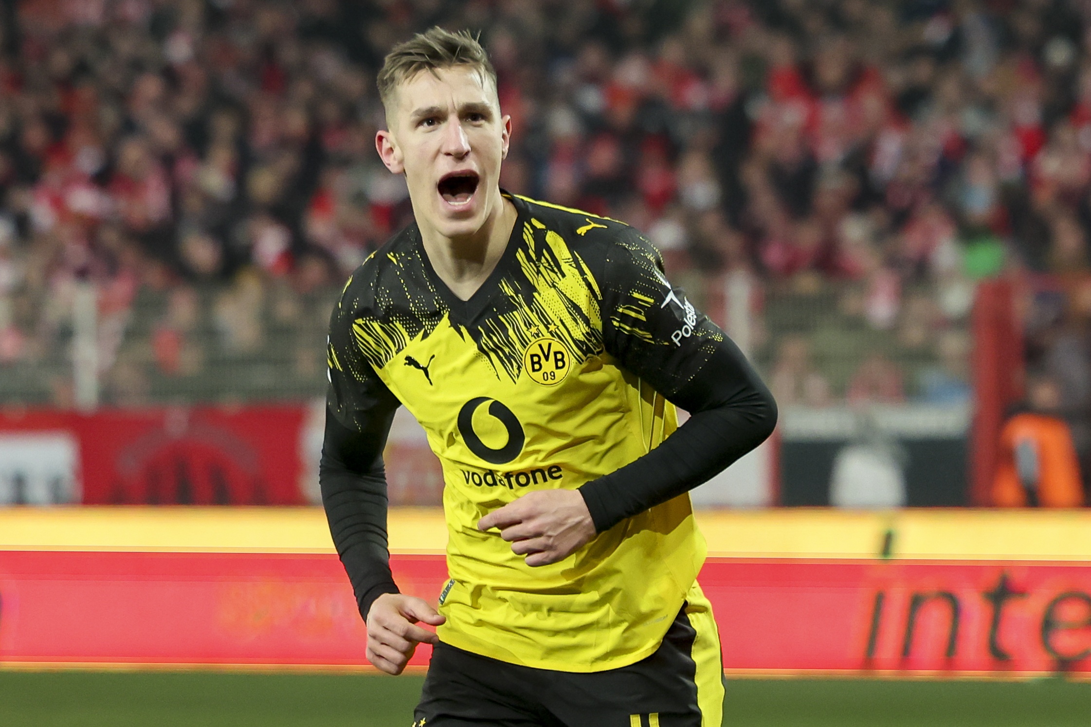 解说：球迷都希望杨瀚森是爽文男主 横空出世 但都得有个过程